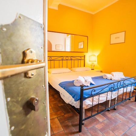 S1 - Serristori Tower APT - Dolcevita Holiday Firenze Esterno foto